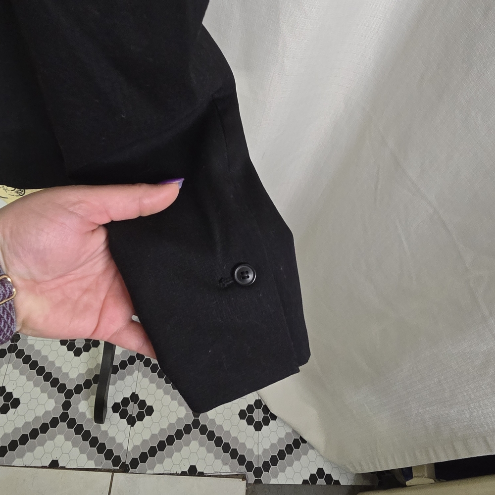 H&M Blazer - Picture 4 of 9